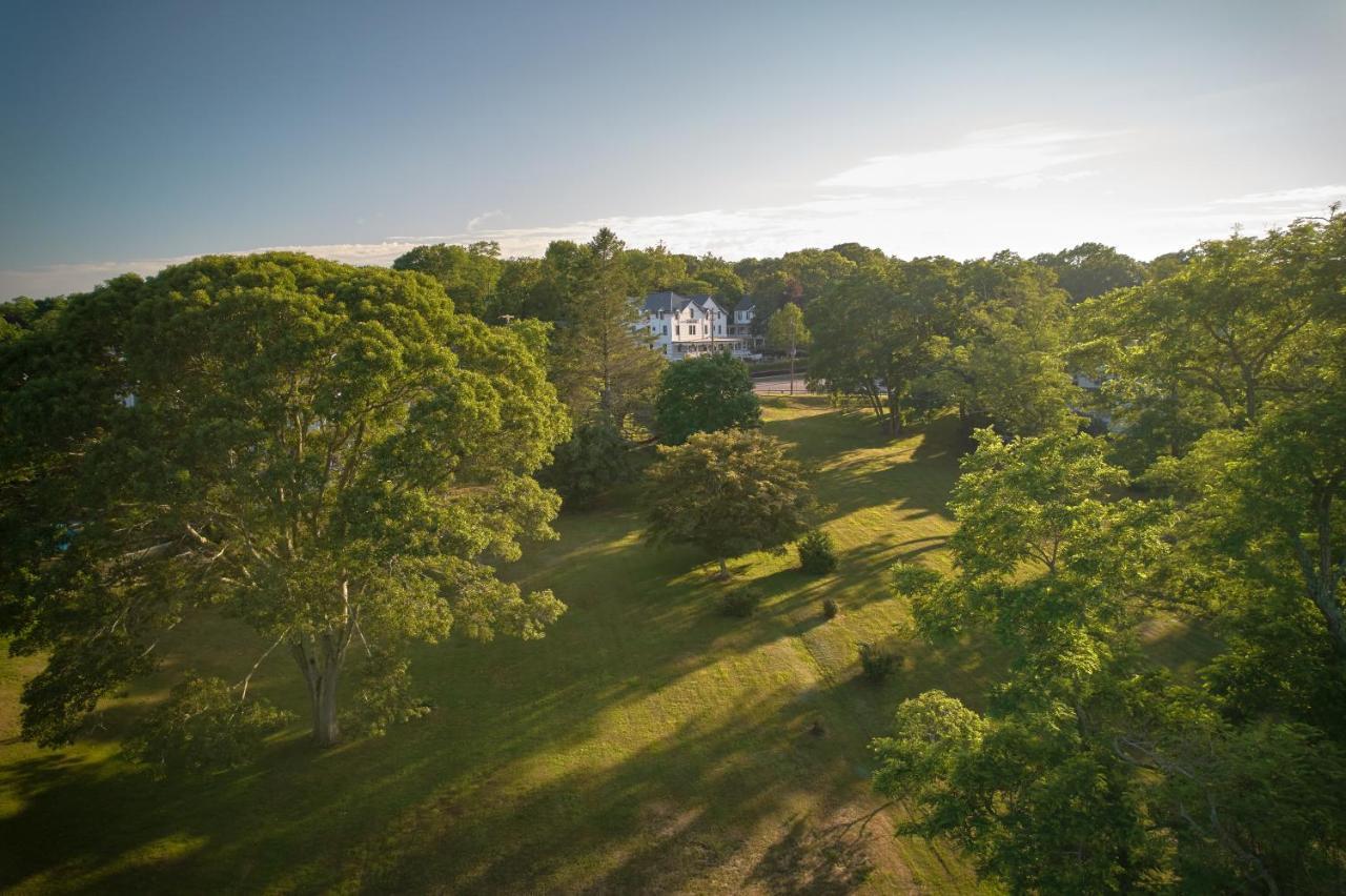 The Chequit Hotel Shelter Island Heights Exterior foto
